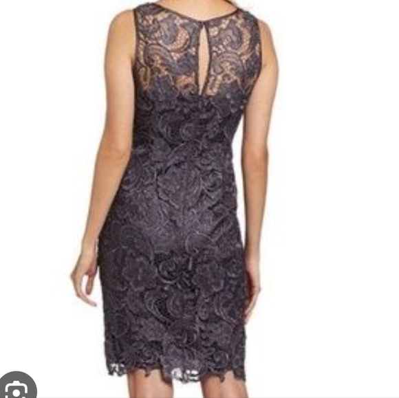 Hot pink lace dress - Picture 4 of 7